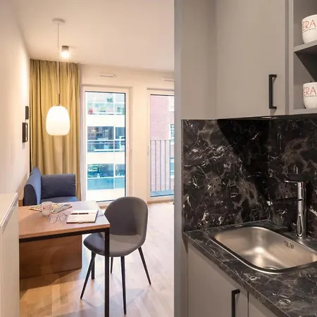 Hotel apartamentowy Brera Serviced Frankfurt West 4*