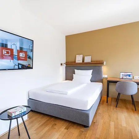 Aparthotel Brera Serviced Frankfurt West 4*