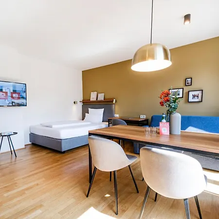 Aparthotel Brera Serviced Frankfurt West 4*