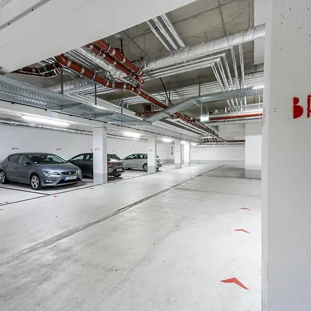 Brera Serviced Frankfurt West Aparthotel