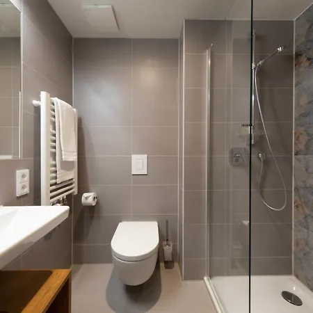 Brera Serviced Frankfurt West 4*